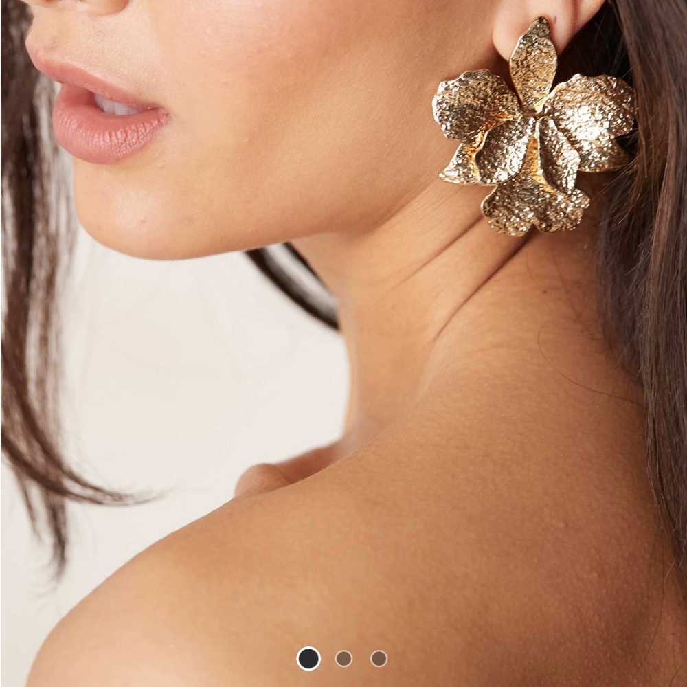 ASOS Gold Textured Floral Earrings